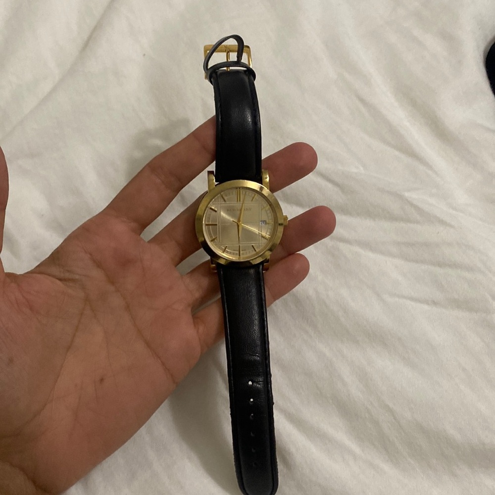 BURBERRY Gold WATCH